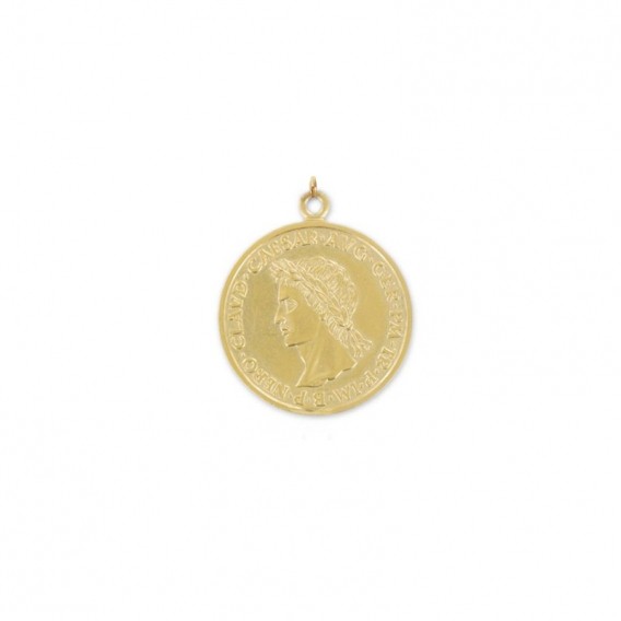 Photo de Grands pendentifs PENDENTIF CESAR chez Perrine et Antoinette