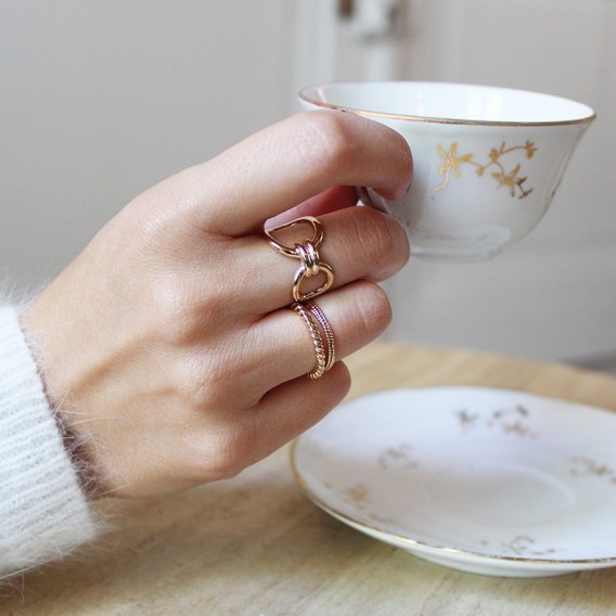 Photo de Bagues sans strass BAGUE HONORINE chez Perrine et Antoinette