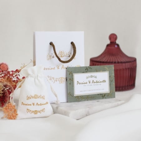 Photo de Colliers sans strass COLLIER MANON chez Perrine et Antoinette
