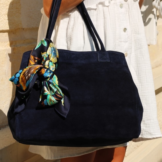 Photo de Sacs & pochettes SAC GUSTAVE chez Perrine et Antoinette
