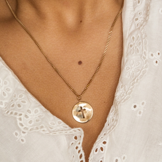 Photo de Pendentifs PENDENTIF CHARLES chez Perrine et Antoinette