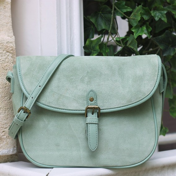 Photo de Sacs & pochettes SAC ETIENNE chez Perrine et Antoinette