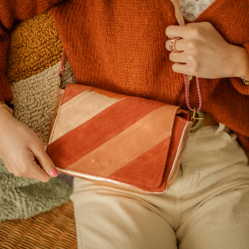 Photo de Sacs & pochettes SAC NICOLAS chez Perrine et Antoinette