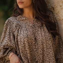 Photo de Prêt-à-Porter BLOUSE LEOPARDO chez Perrine et Antoinette