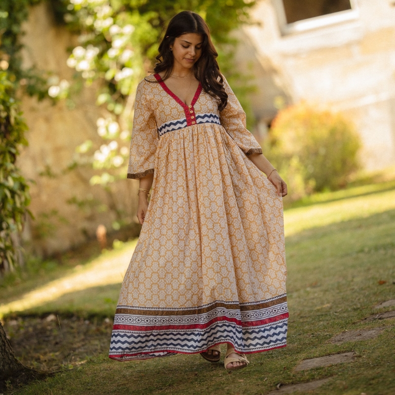 Photo de OUTLET ROBE LORELEI chez Perrine et Antoinette