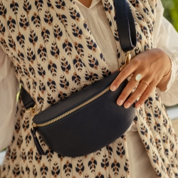 Photo de Accessoires SAC BANANE TAHORA chez Perrine et Antoinette