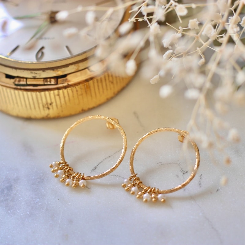 Photo de Clous d'oreilles BOUCLES LAURIA chez Perrine et Antoinette