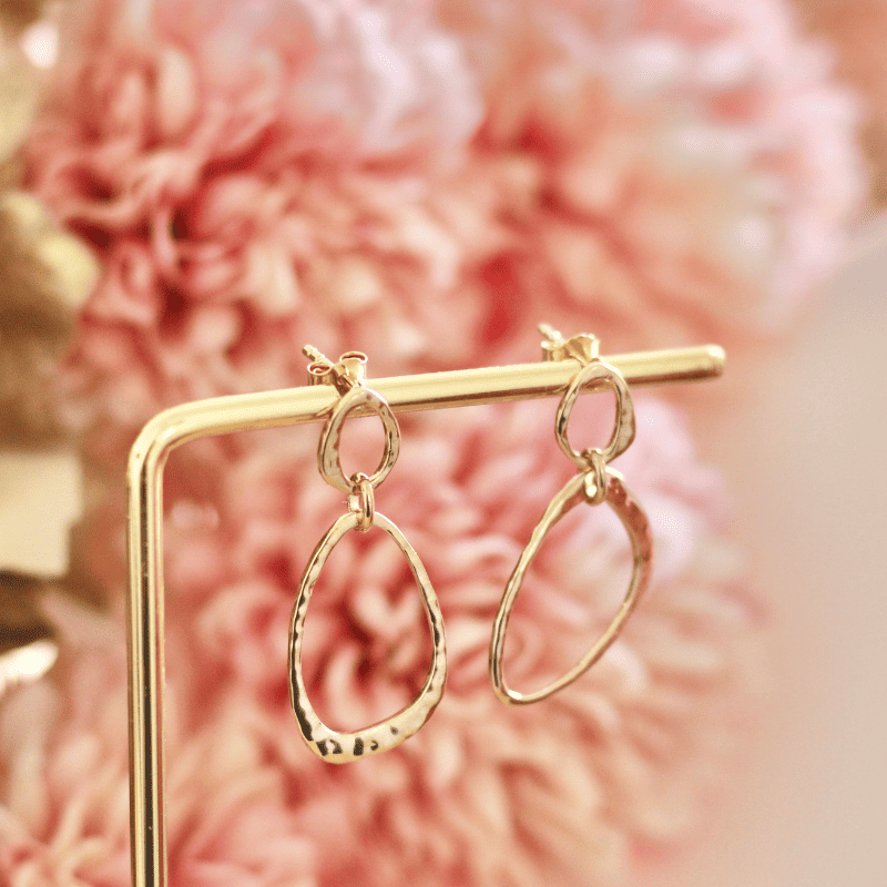 Photo de Boucles d'oreilles BOUCLES DITA chez Perrine et Antoinette