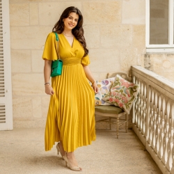 Photo de BRADERIE ROBE IRISA chez Perrine et Antoinette