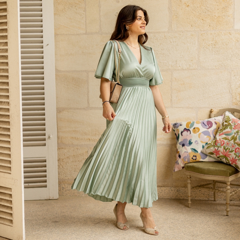 Photo de BRADERIE ROBE IRISA chez Perrine et Antoinette