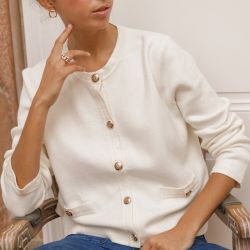 Photo de Prêt-à-Porter GILET ABY chez Perrine et Antoinette