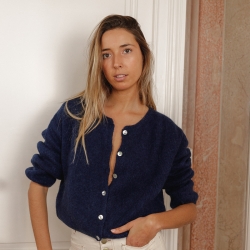 Photo de Prêt-à-Porter GILET HUGUES chez Perrine et Antoinette