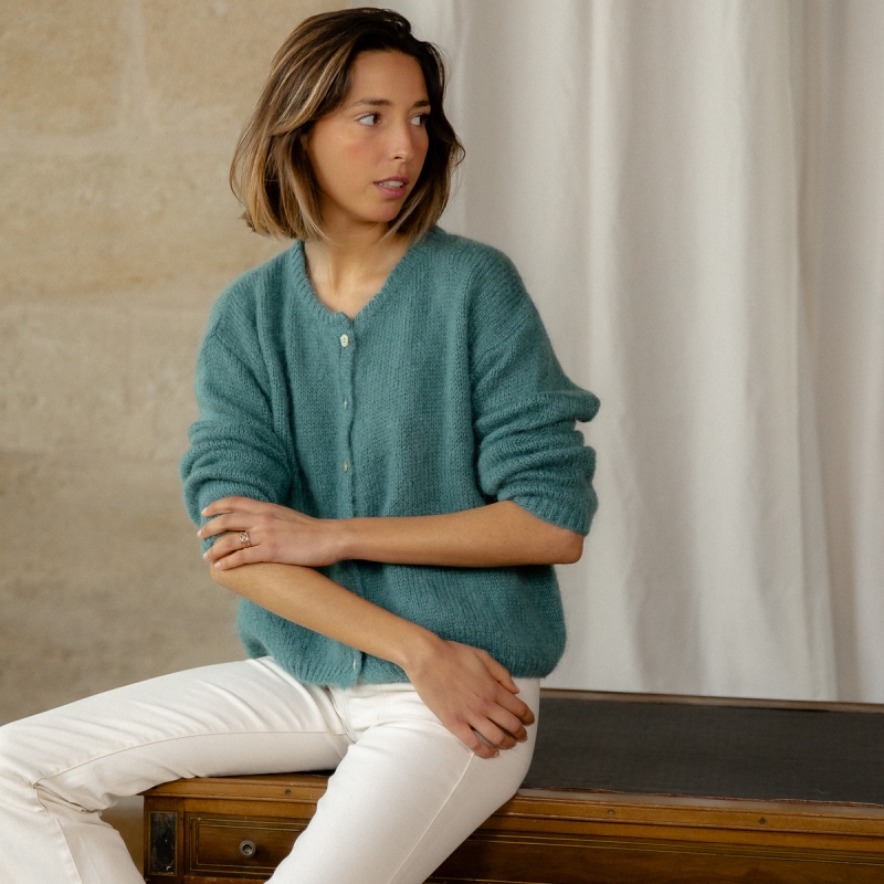 Photo de Prêt-à-Porter GILET HUGUES chez Perrine et Antoinette