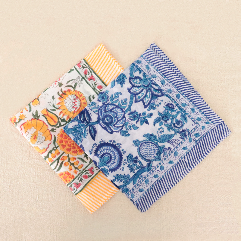 Photo de Nouveautés FOULARDS EMILE chez Perrine et Antoinette