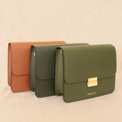 Photo de Voir tout SAC POLO chez Perrine et Antoinette