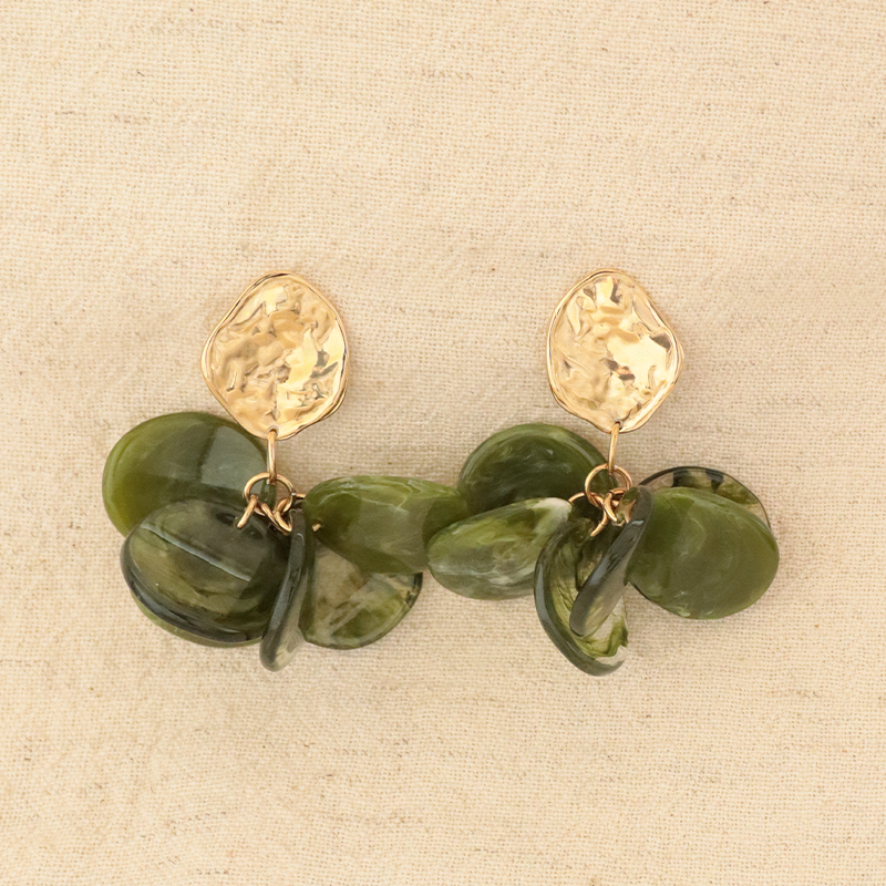 Photo de Bijoux BOUCLES PETALES chez Perrine et Antoinette