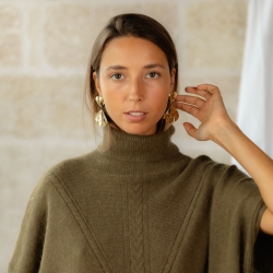 Photo de Prêt-à-Porter PONCHO EUGENE chez Perrine et Antoinette