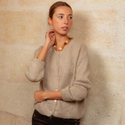 Photo de Prêt-à-Porter GILET HUGUES chez Perrine et Antoinette