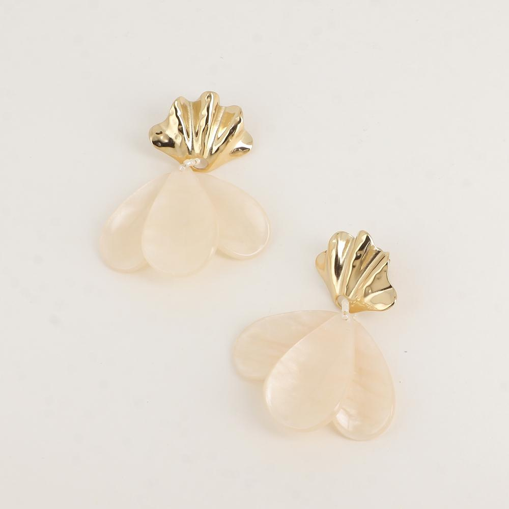 Photo de Bijoux BOUCLES YSIA chez Perrine et Antoinette