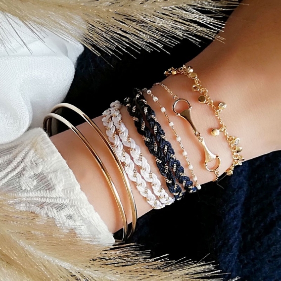 Photo de Bracelets sans strass BRACELET LEA (non reconduit) chez Perrine et Antoinette